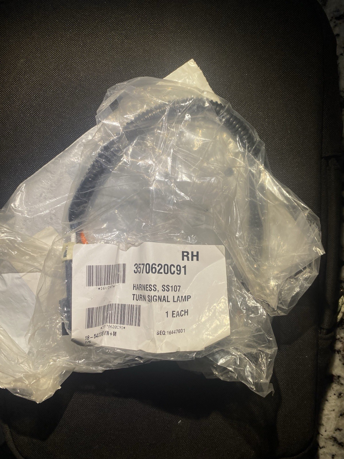 OEM International Navistar Clearance & Marker Light Wire Harness 3570620C91 (RH)