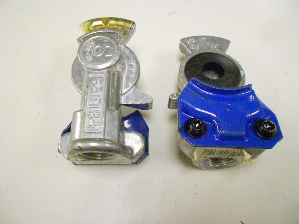 12-006 PHILLIPS STRAIGHT BLUE SERVICE GLADHAND 12006 1/2″ (QTY 3)