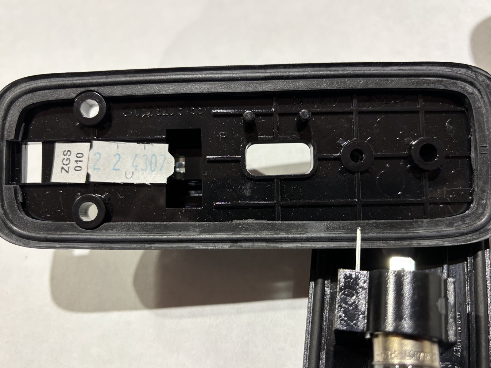 Genuine Mercedes Atego front top roof Left & right Light A0028205056 or 5156