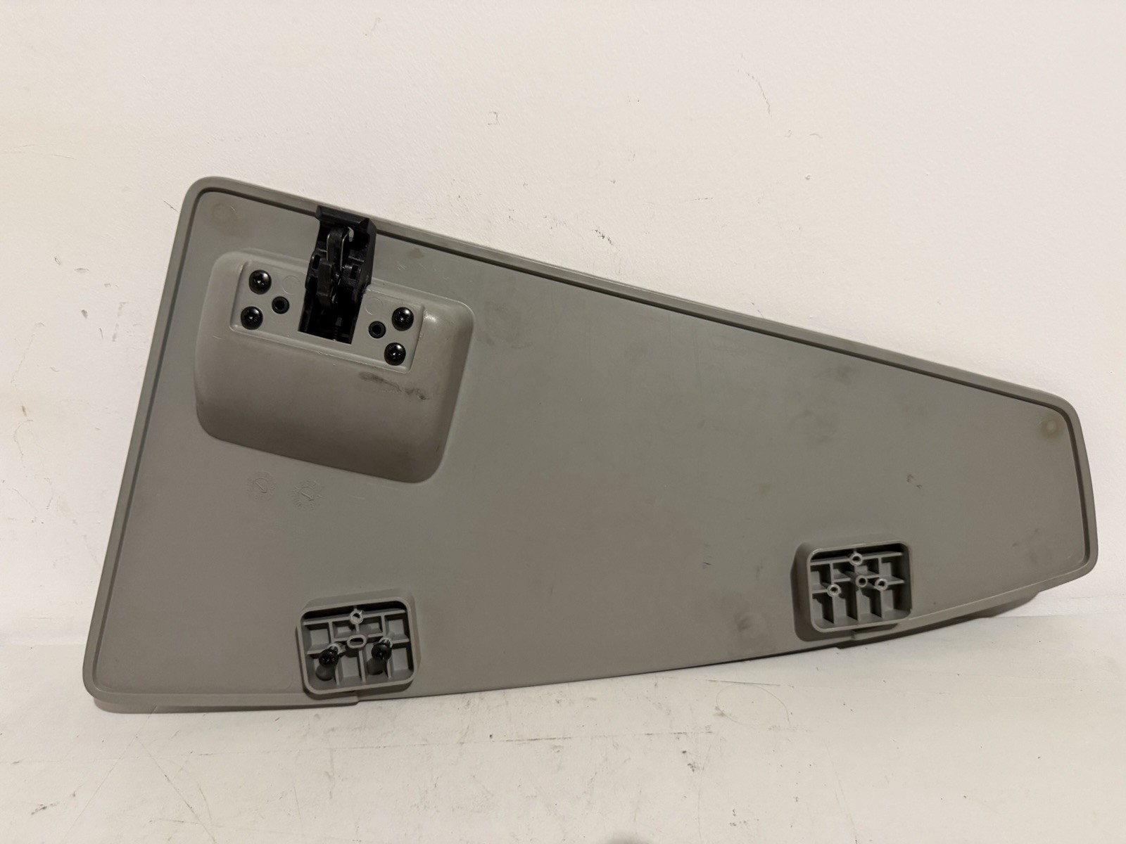 KENWORTH T680 FRONT LEFT UPPER STORAGE CABINET DOOR COVER GRAY OEM S60-1331-000