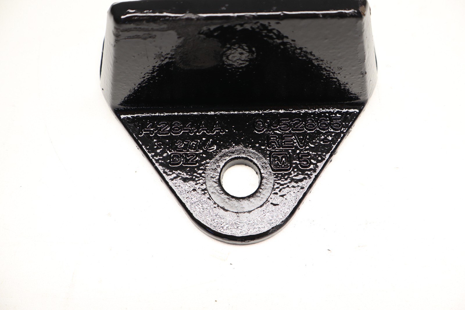 2023 PETERBILT 579 PACCAR REAR AXLE FRAME BUMPER STOP BRACKET 01-52865