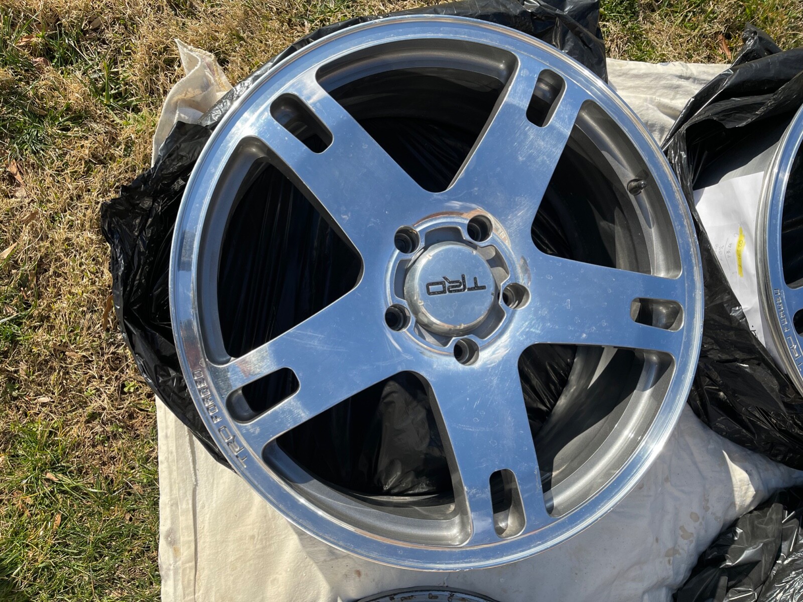 Nice Used 22” Toyota Tundra OEM TRD Wheel.