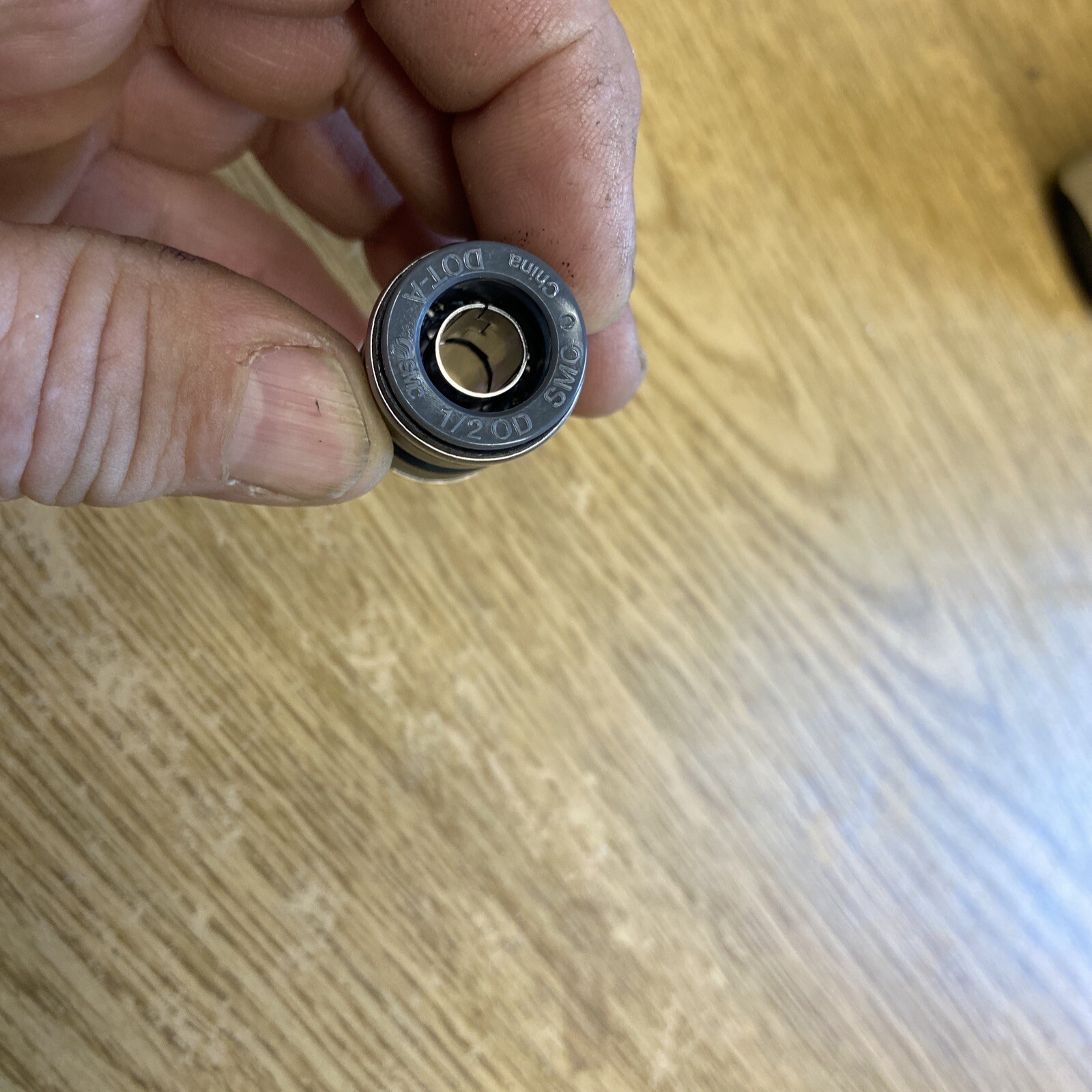Push-to-Connect (PTC) Fitting Velvac 016660 full union 3/8 push lock