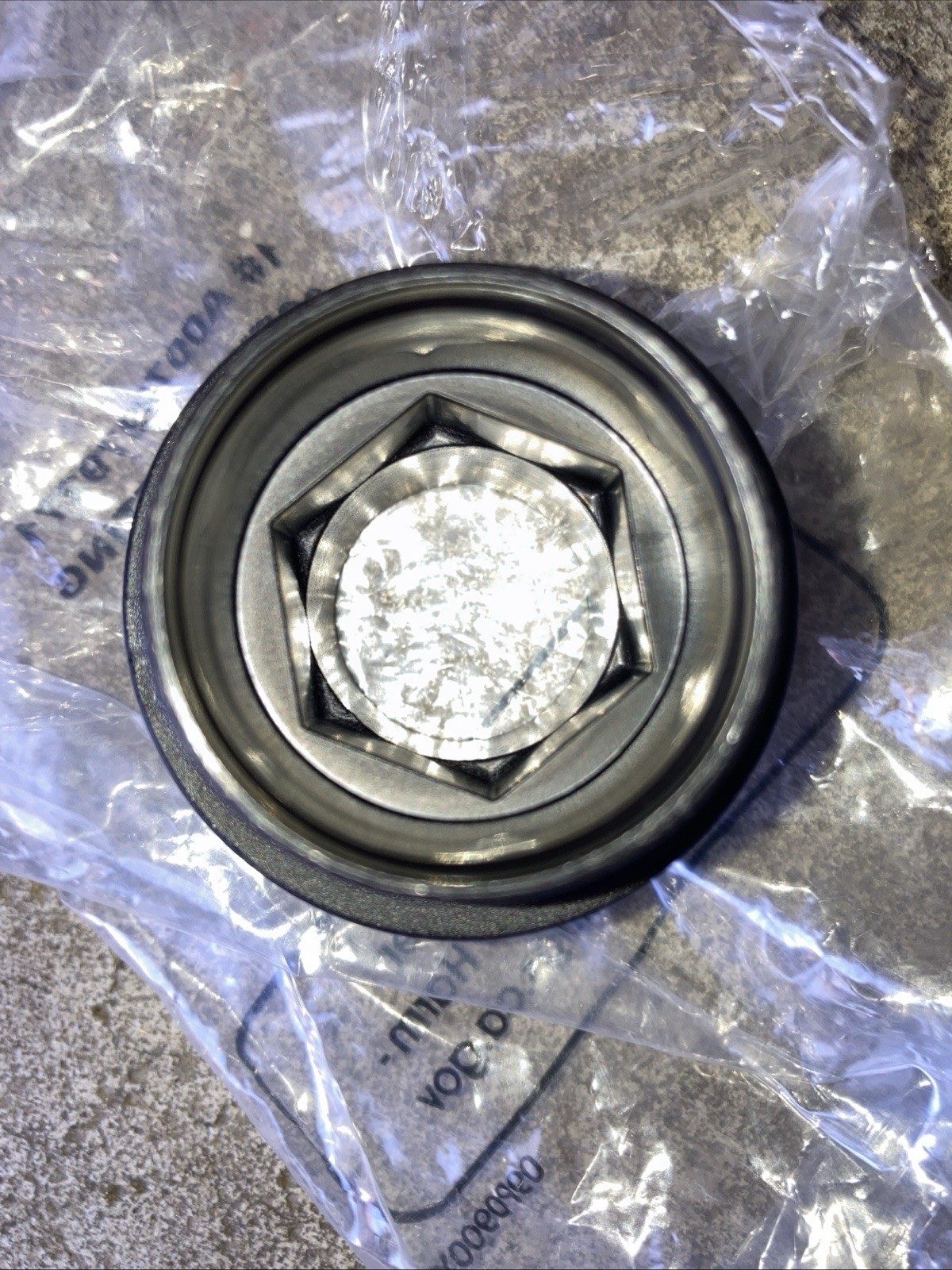 OEM Detroit A0079979271 Breather Fitting, Crankcase Ventilation Oil Separator