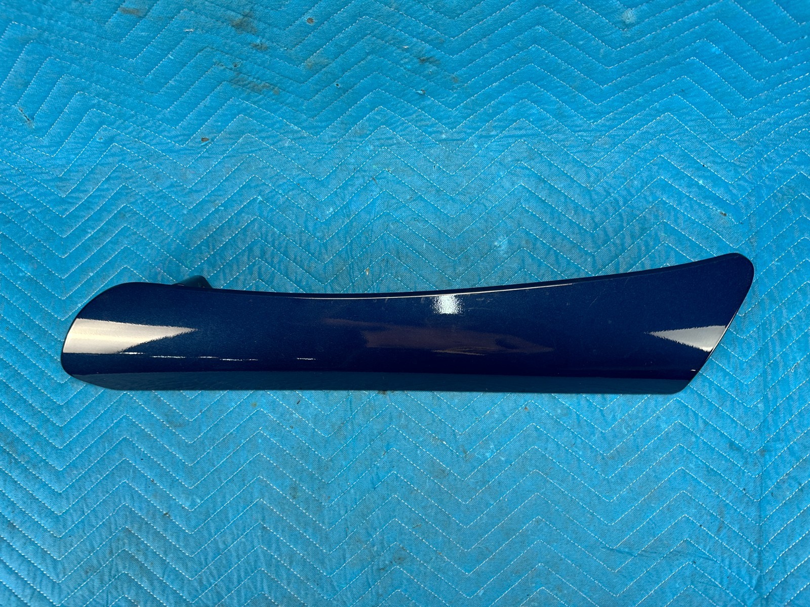 Kenworth T680 Fairing A Pillar Vane Passenger’s Side 2023 Blue OEM