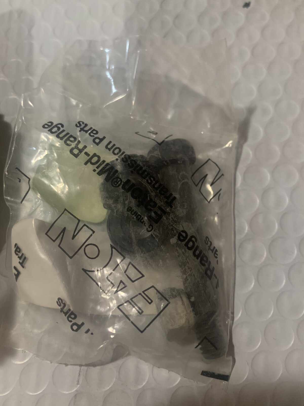 85105720 K-3399 GENUINE VOLVO MACK ISOLATOR BUSHING KIT OEM – NEW Other