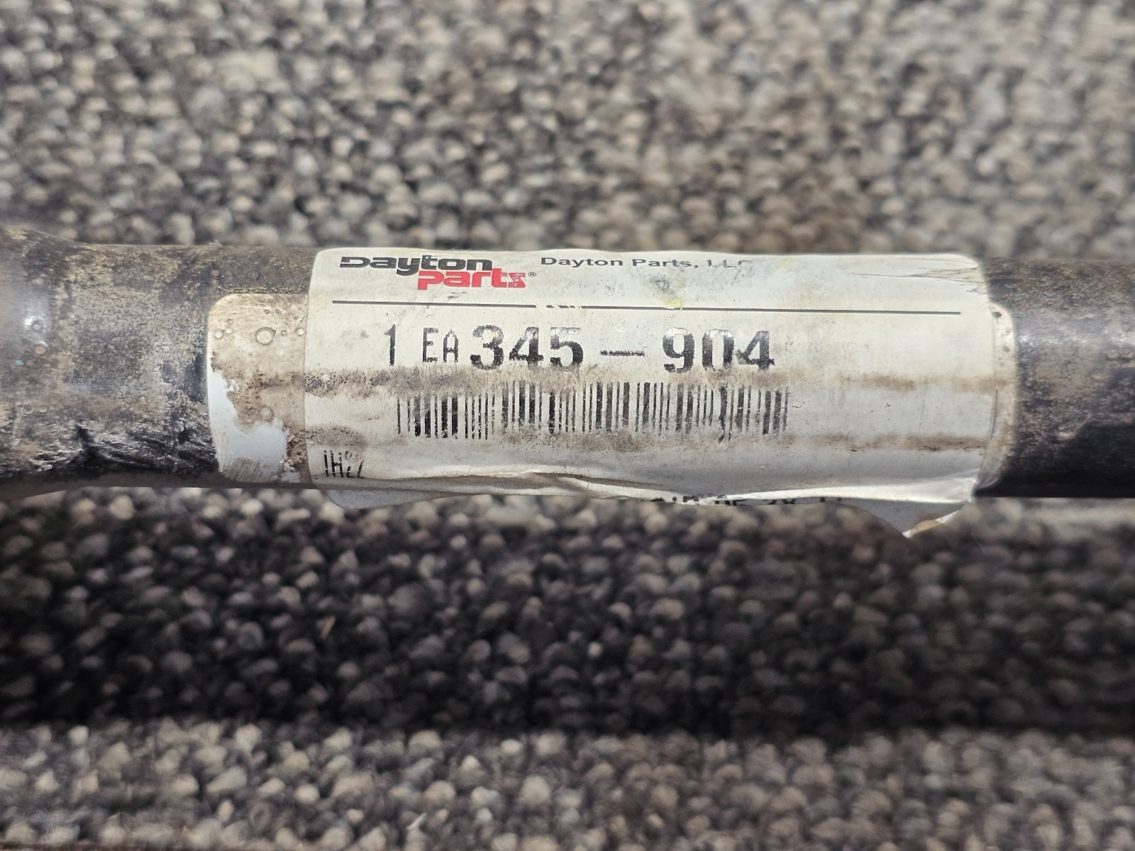 DAYTON PARTS 345-904 Axle Torque Rod 25-3/8″ Length, for Navistar /International