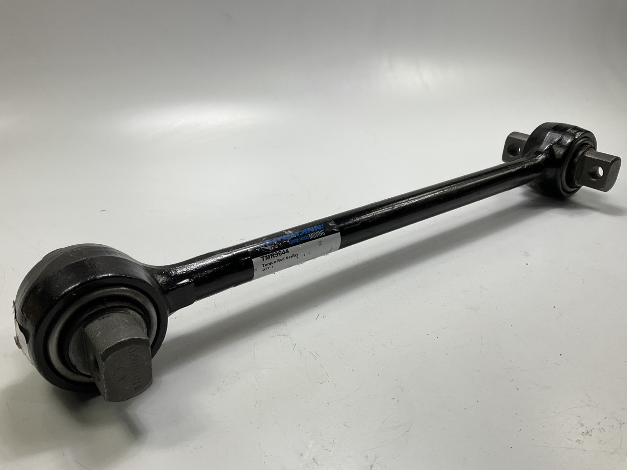 Automann TMR9644 Right Torque Rod, 18.375″ Replaces Neway # 90045449
