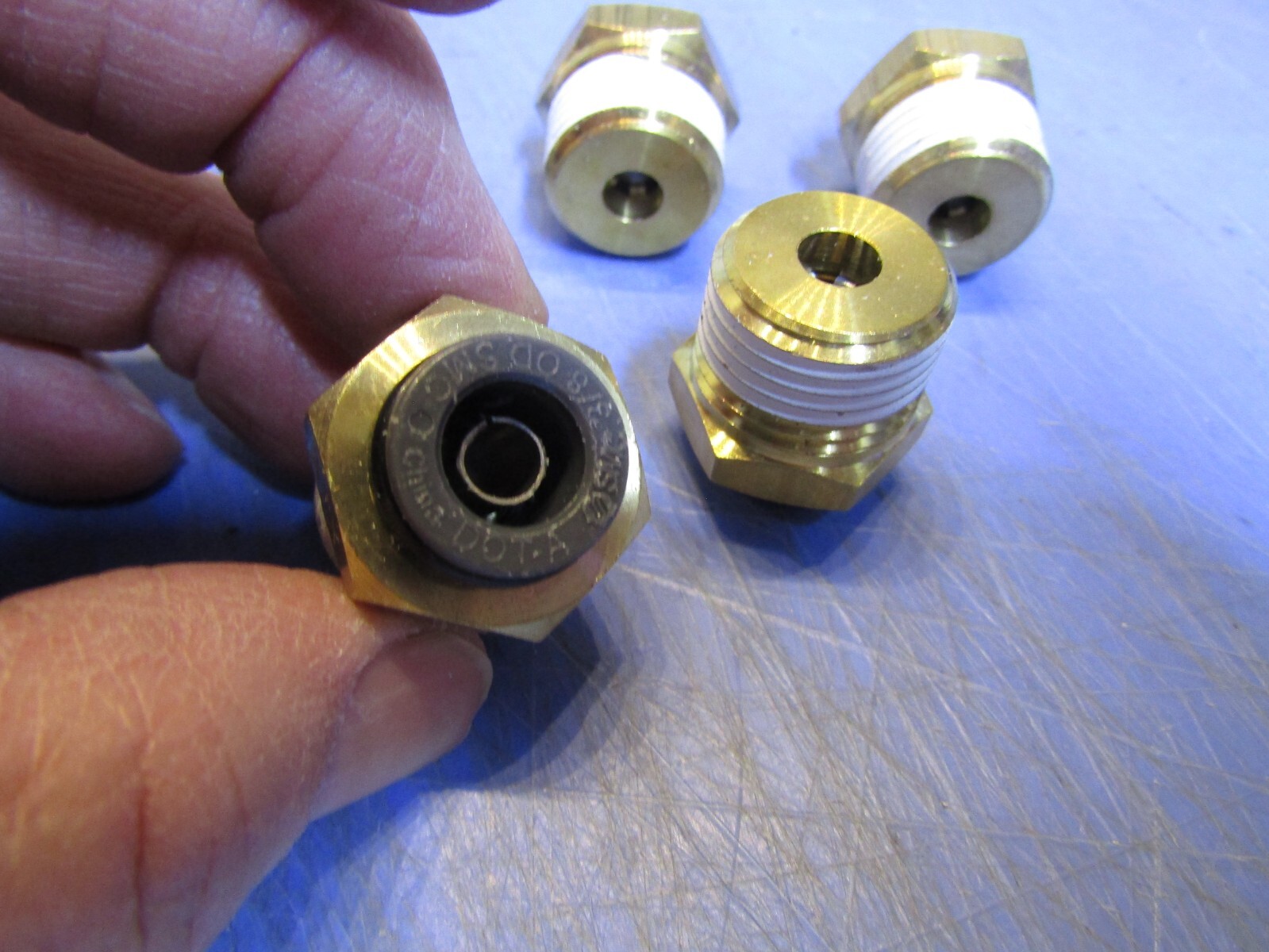 lot of 5 SMC KV2H11-37S DOT Air Fitting Straight 3/8″ Tube 1/2″ NPT. NEW