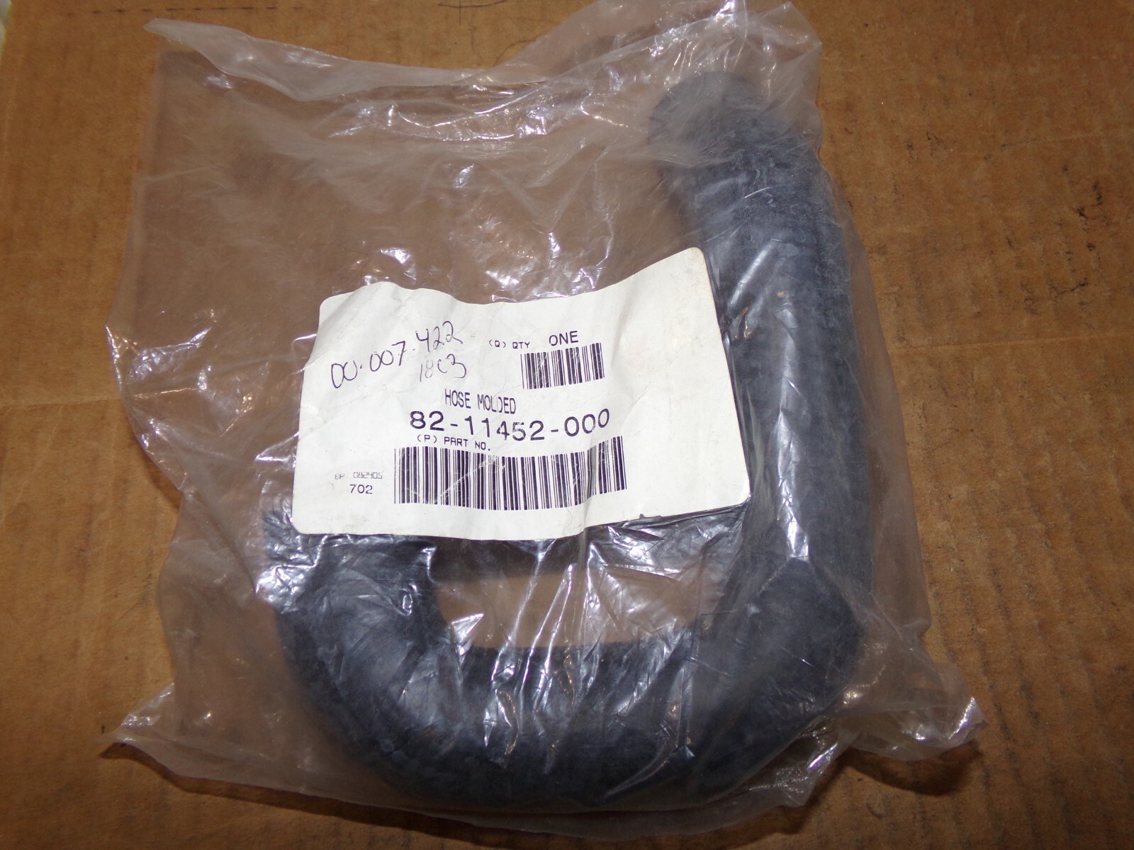 Gillig 82-11452-000 MOLDED HEATER HOSE Mohawk flyer Detroit Diesel *Fast Ship