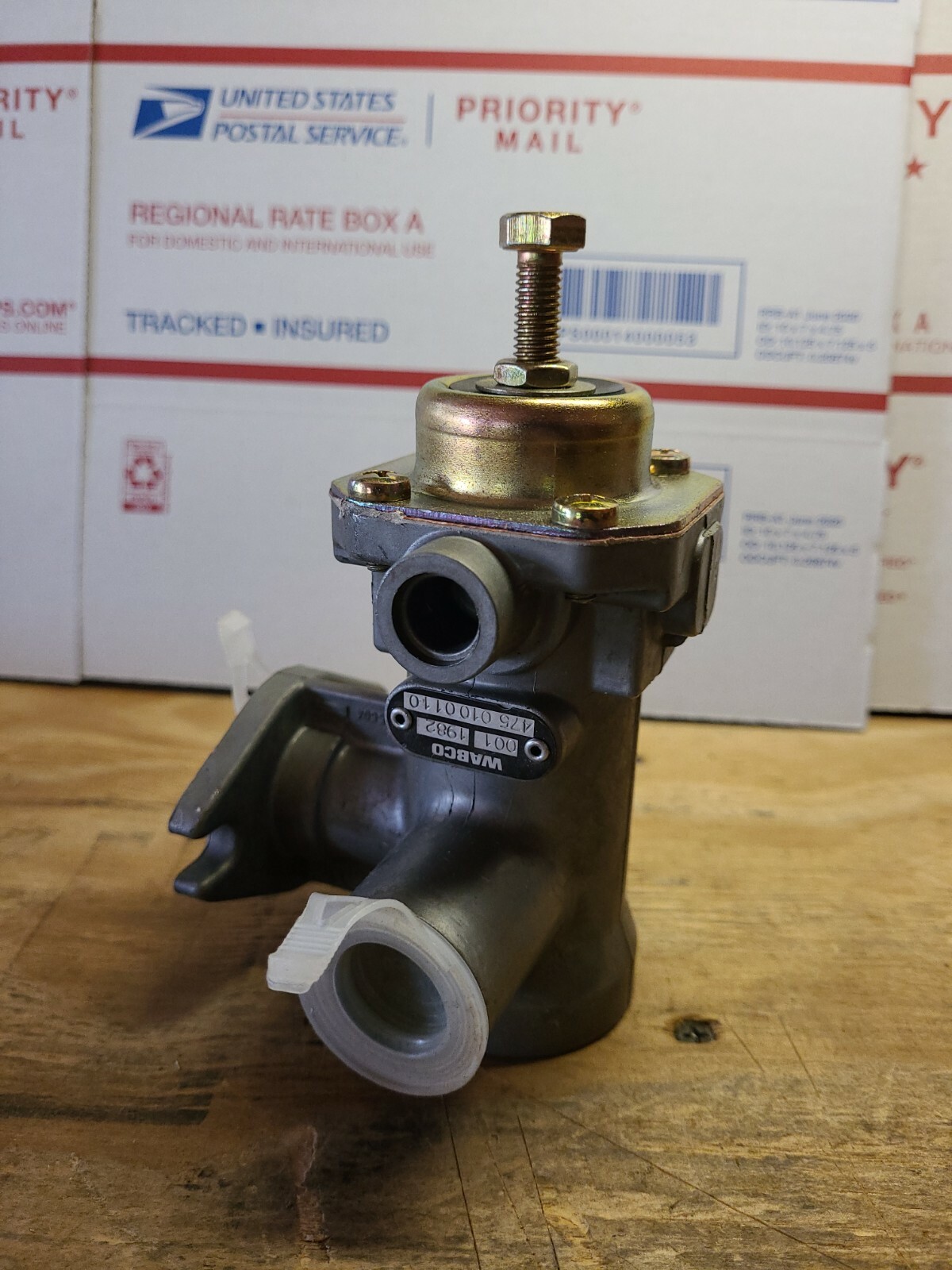 4750100110 ..Wabco Pressure Limiting Valve…NEW..NO FACTORY BOX..SEE PHOTOS