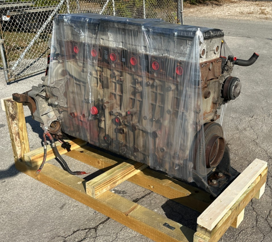 Freightliner Cascadia 126 DD15 Engine 14.8L 505HP 2020 OEM