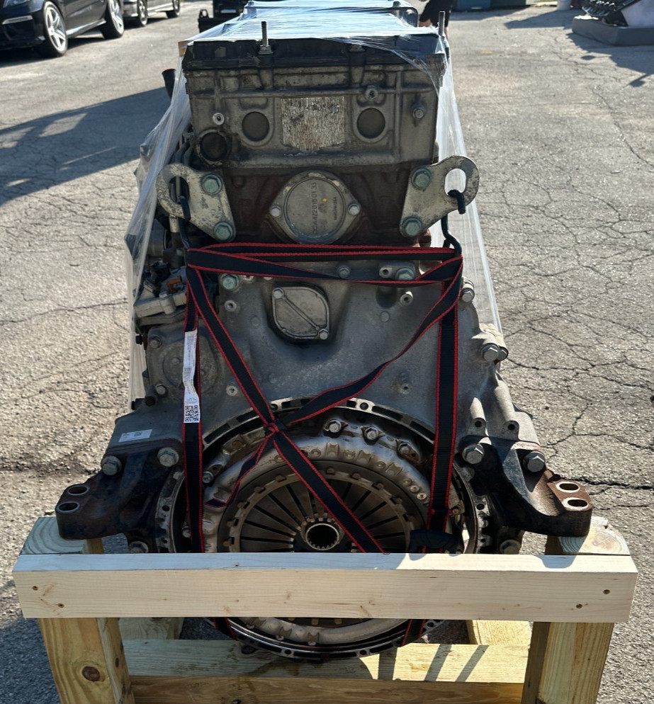 Freightliner Cascadia 126 DD15 Engine 14.8L 505HP 2020 OEM
