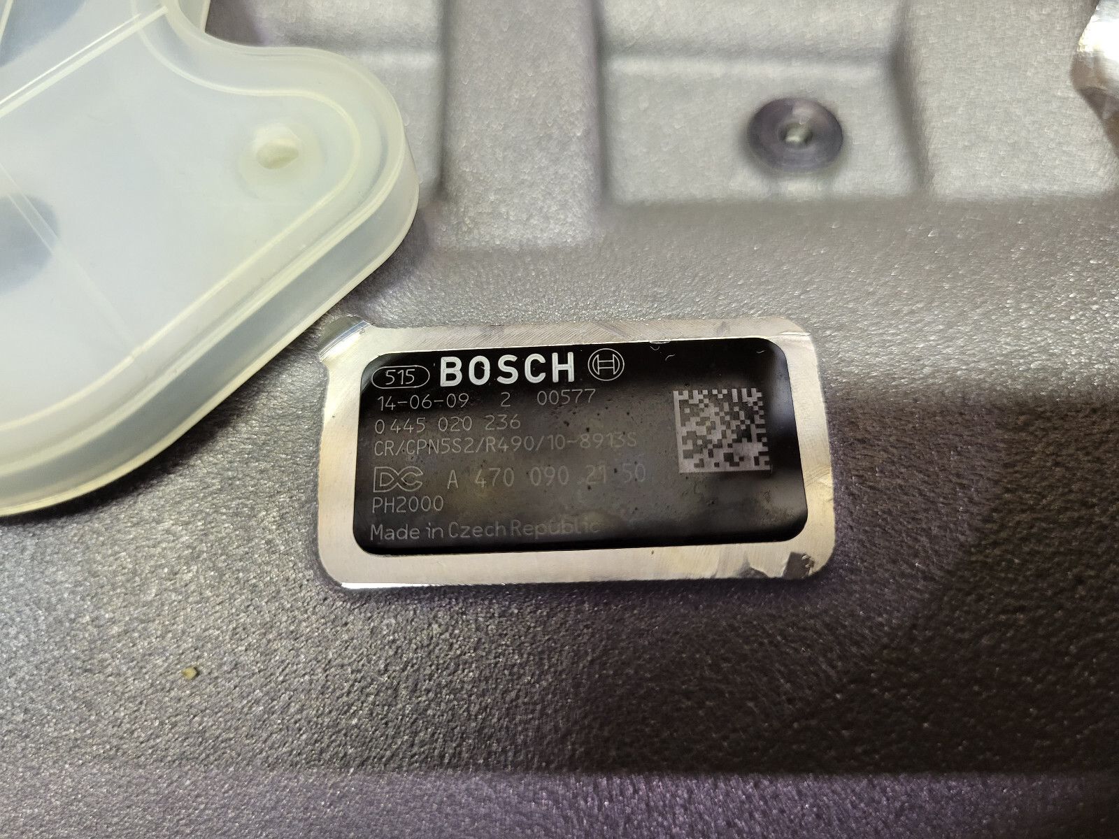 DD13 DD15 CPN5 HP Fuel Pump Detroit Diesel # EA4700902150 Bosch A 470 090 21 50
