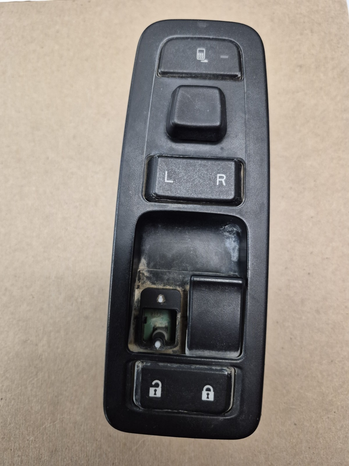 Genuine PACCAR OEM Kenworth Driver Door Control Module DCM Q27-1048-1200 50561aa