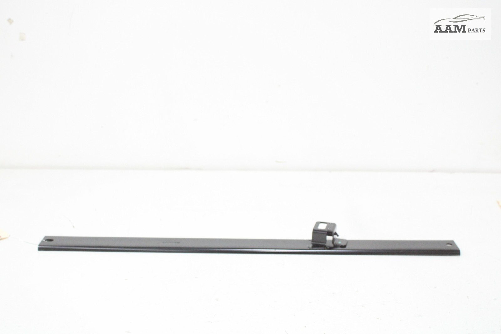 2018-2024 VOLVO VNL 860 FRONT LEFT SIDE UPPER BUNK LATCH 8086216 OEM