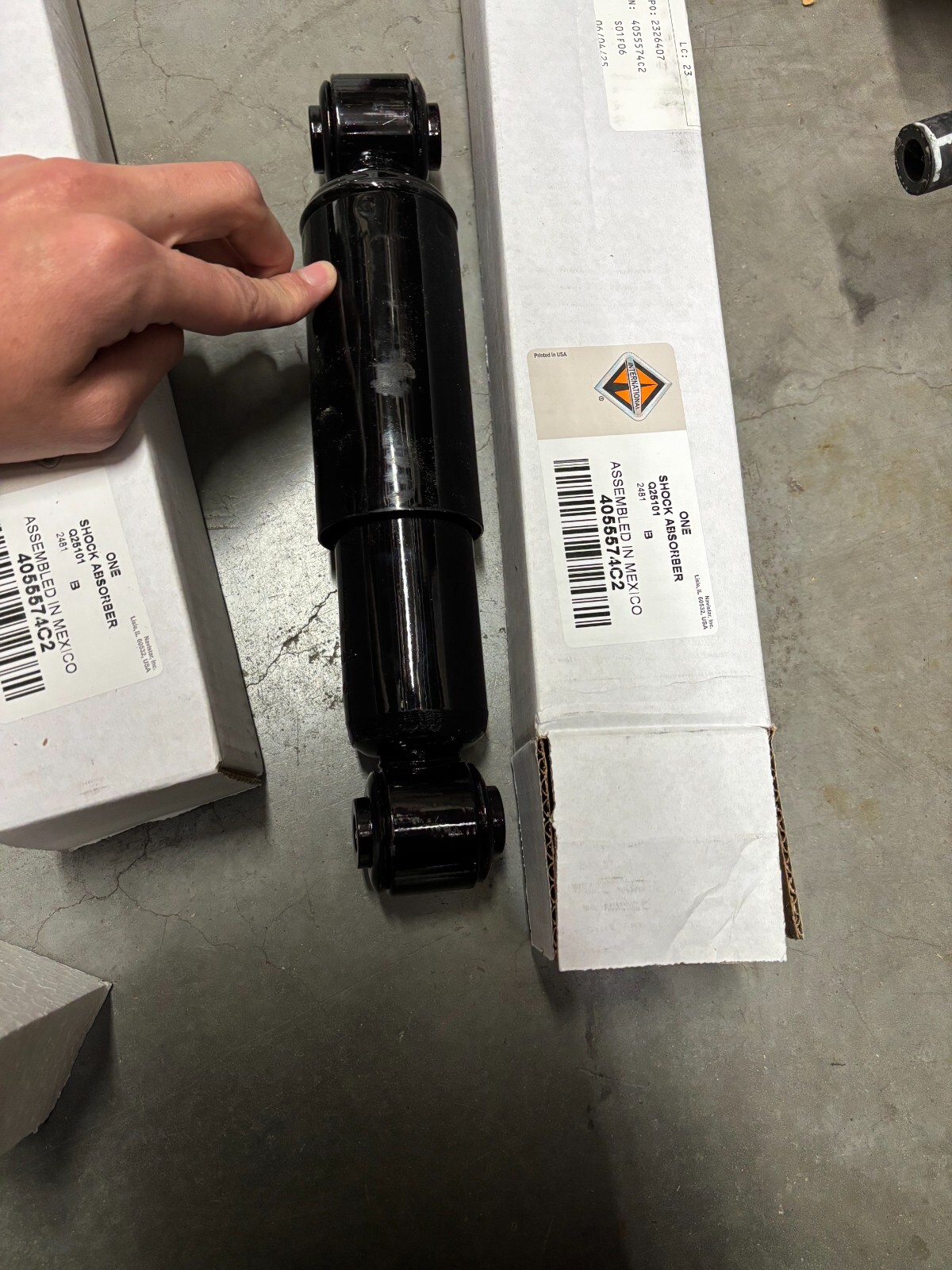 *2 pack* International 4055574C2 Heavy Duty Cab Shock Absorber HX, PROSTAR, LT
