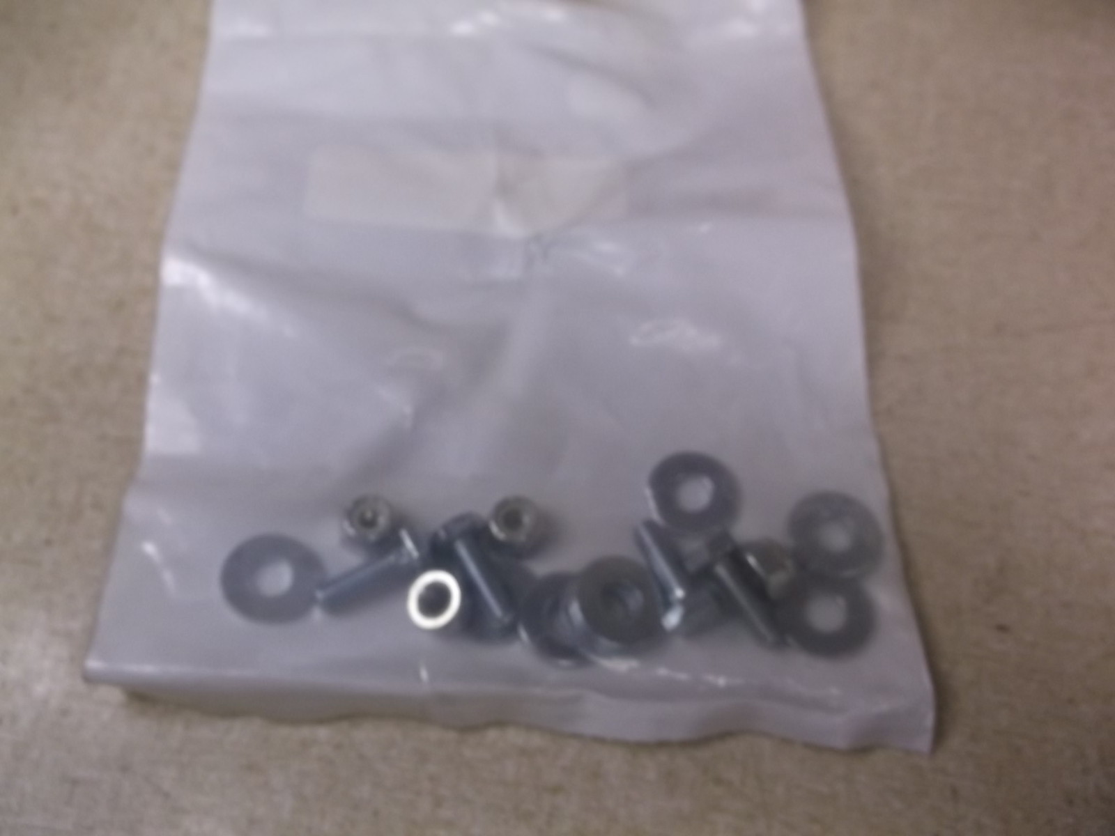 NEW International Fleetrite Hardware Kit 07031140 496745 Rev C *FREE SHIPPING*