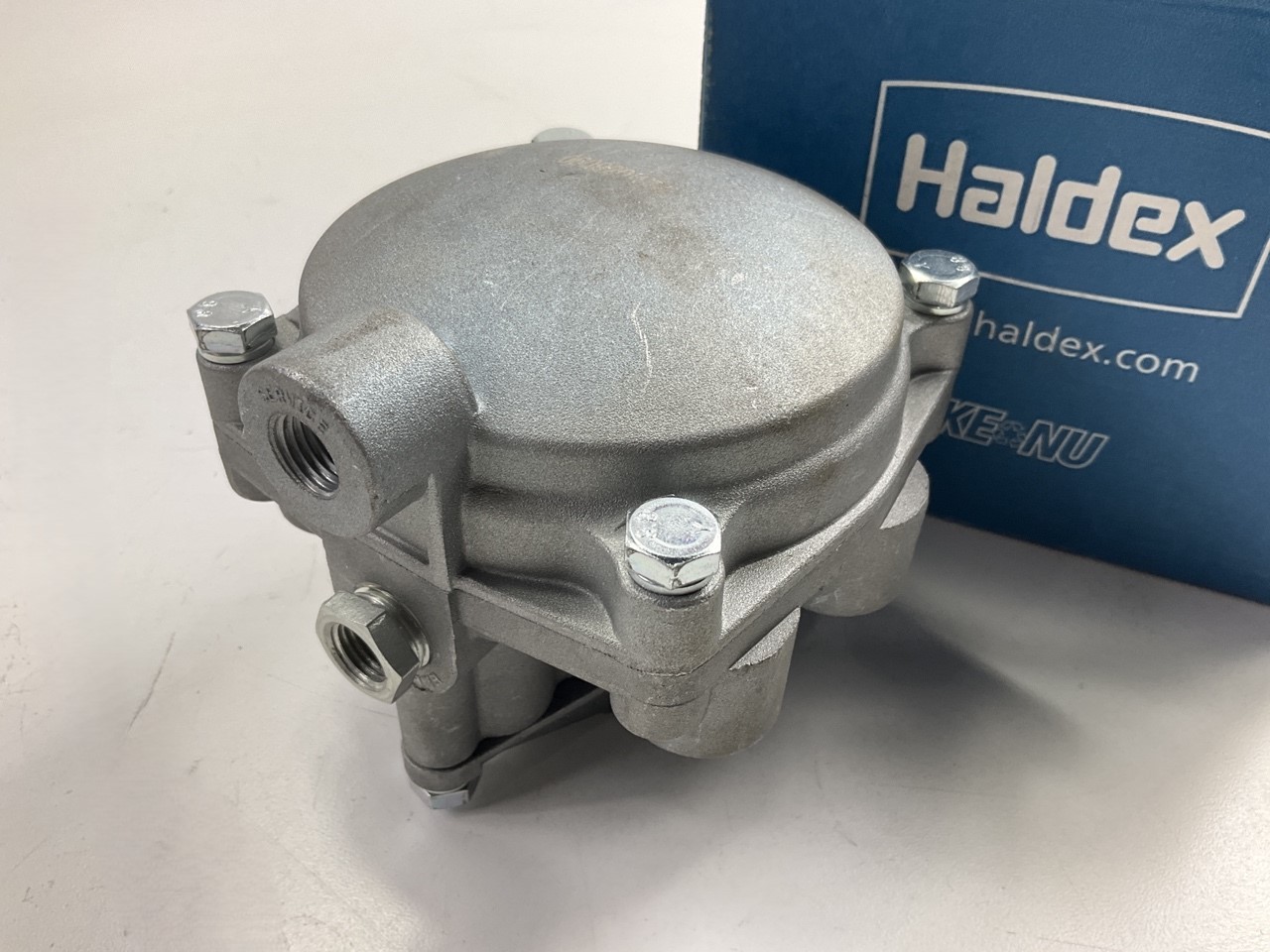 W/O HARDWARE Haldex 281865X-INC Air Brake Emergency Relay Valve Bendix RE-6