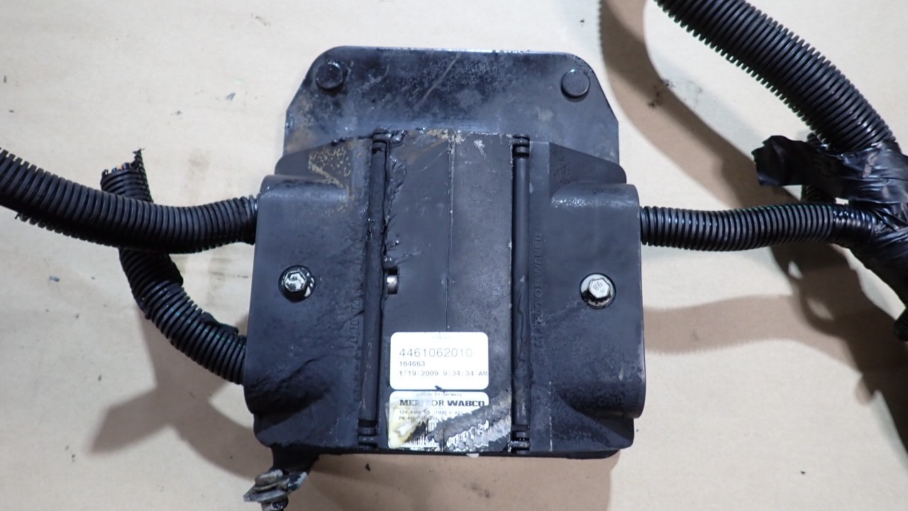 Freightliner Thomas Bus Meritor Wabco ABS Module 4461062010