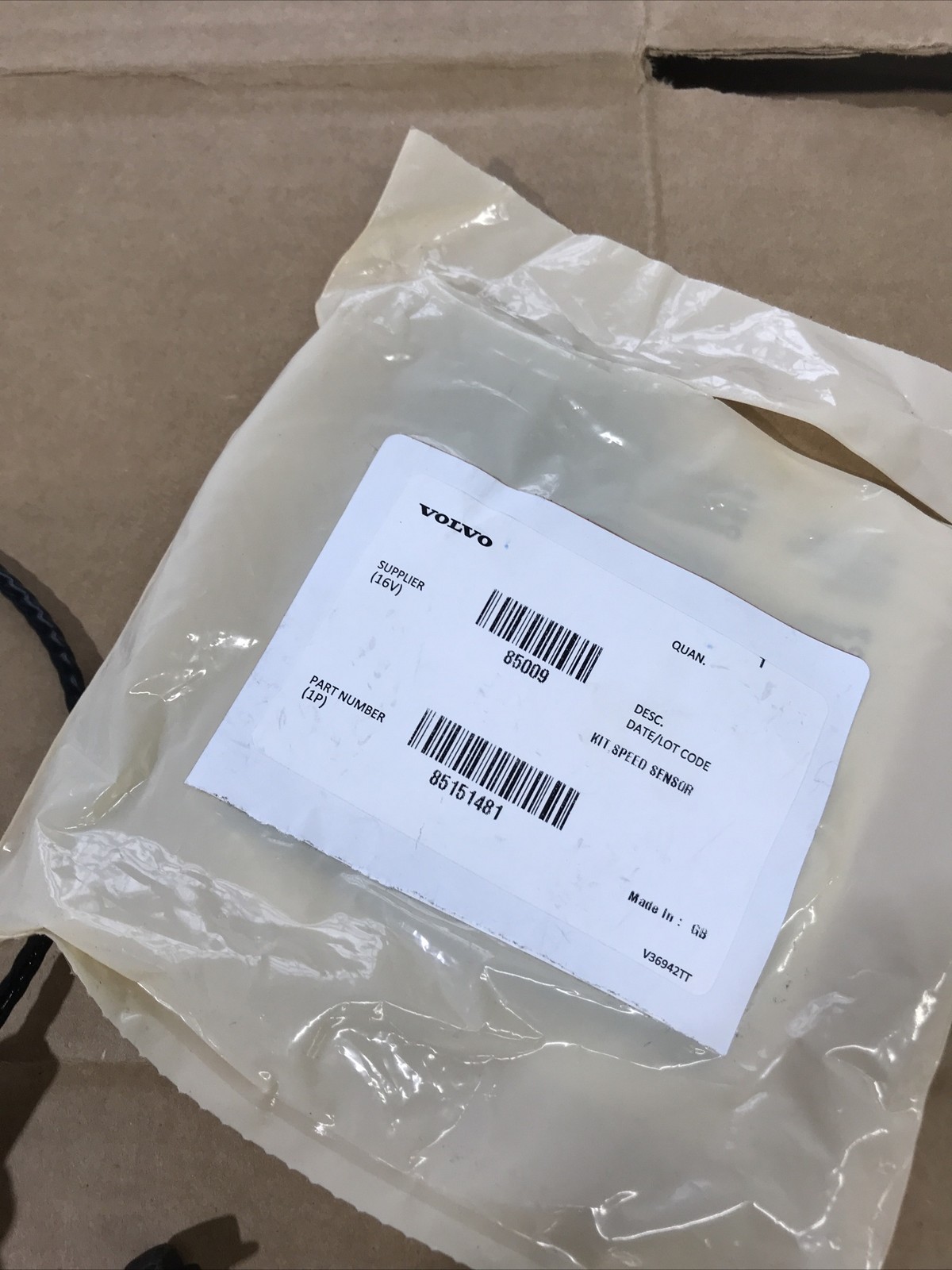 Genuine OEM Volvo 85151481 Replacement Turbo Speed Sensor New