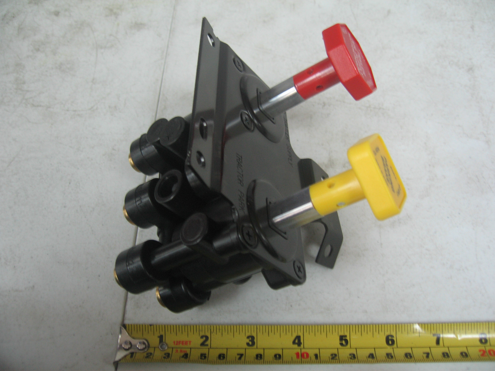 MV3 Module Dash Valve for a Volvo. Excel # 802541E Ref.# Haldex Midland KN20619