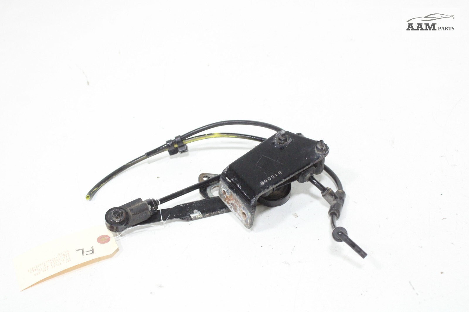 18-24 VOLVO VNL 860 FRONT LEFT ABS HEIGHT LEVELING CONTROL VALVE W/ BRACKET OEM