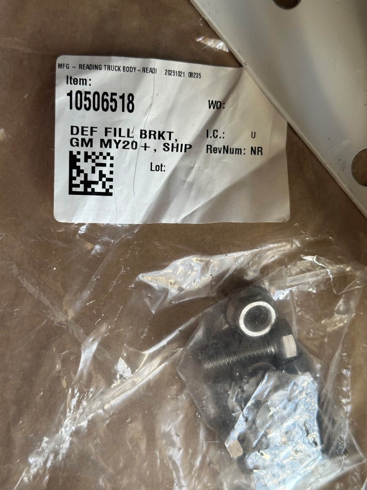 Reading Truck Body 10506518 DEF Fill Bracket GM My20+ White New