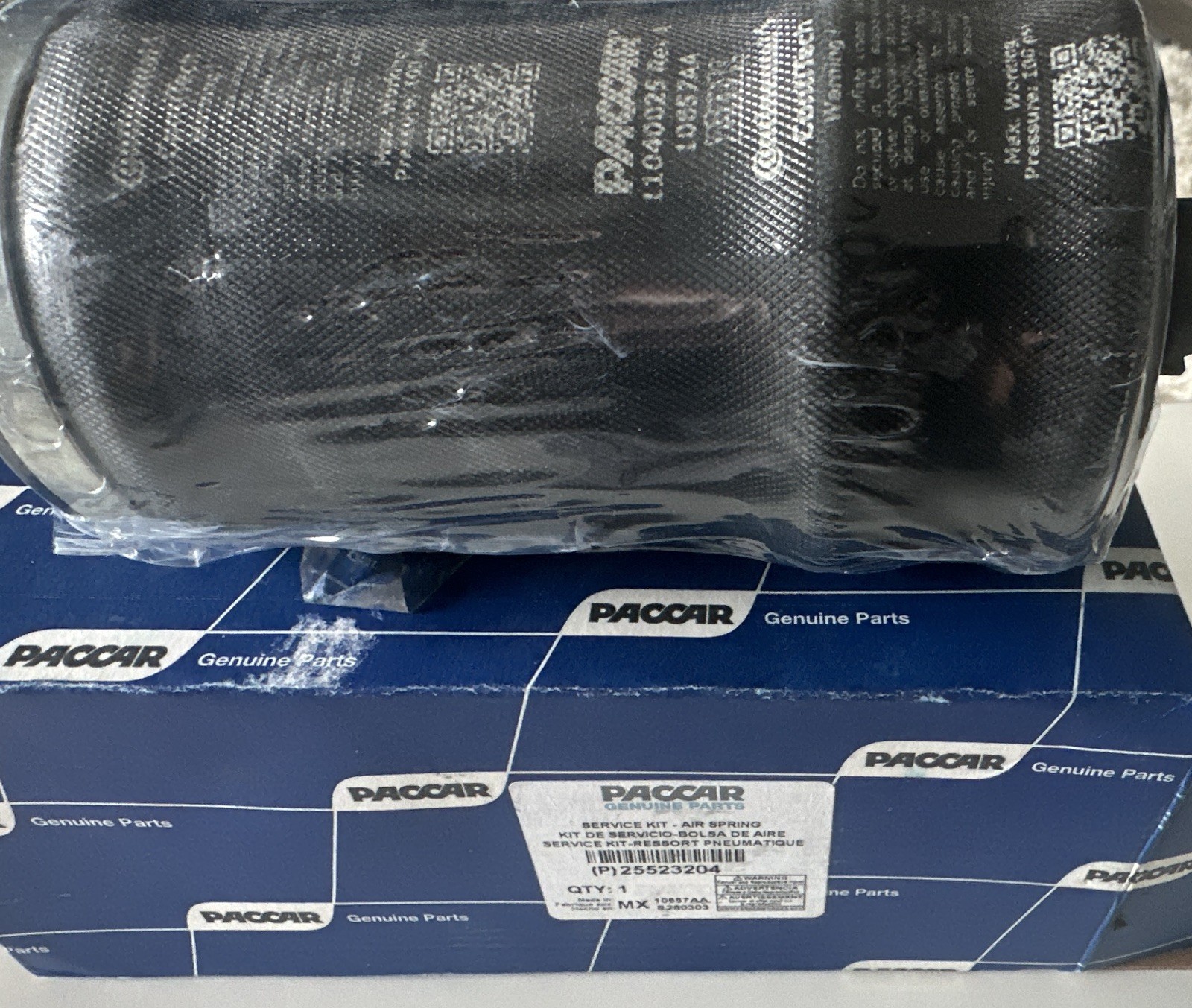 OEM PACCAR CAB AIR SPRING P 25523204