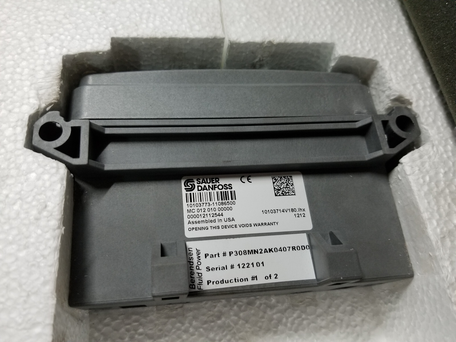 P308MN2AK0407R0D0 SAUER DANFOSS PLUS +1 CONTROLLER 10103773-11086500