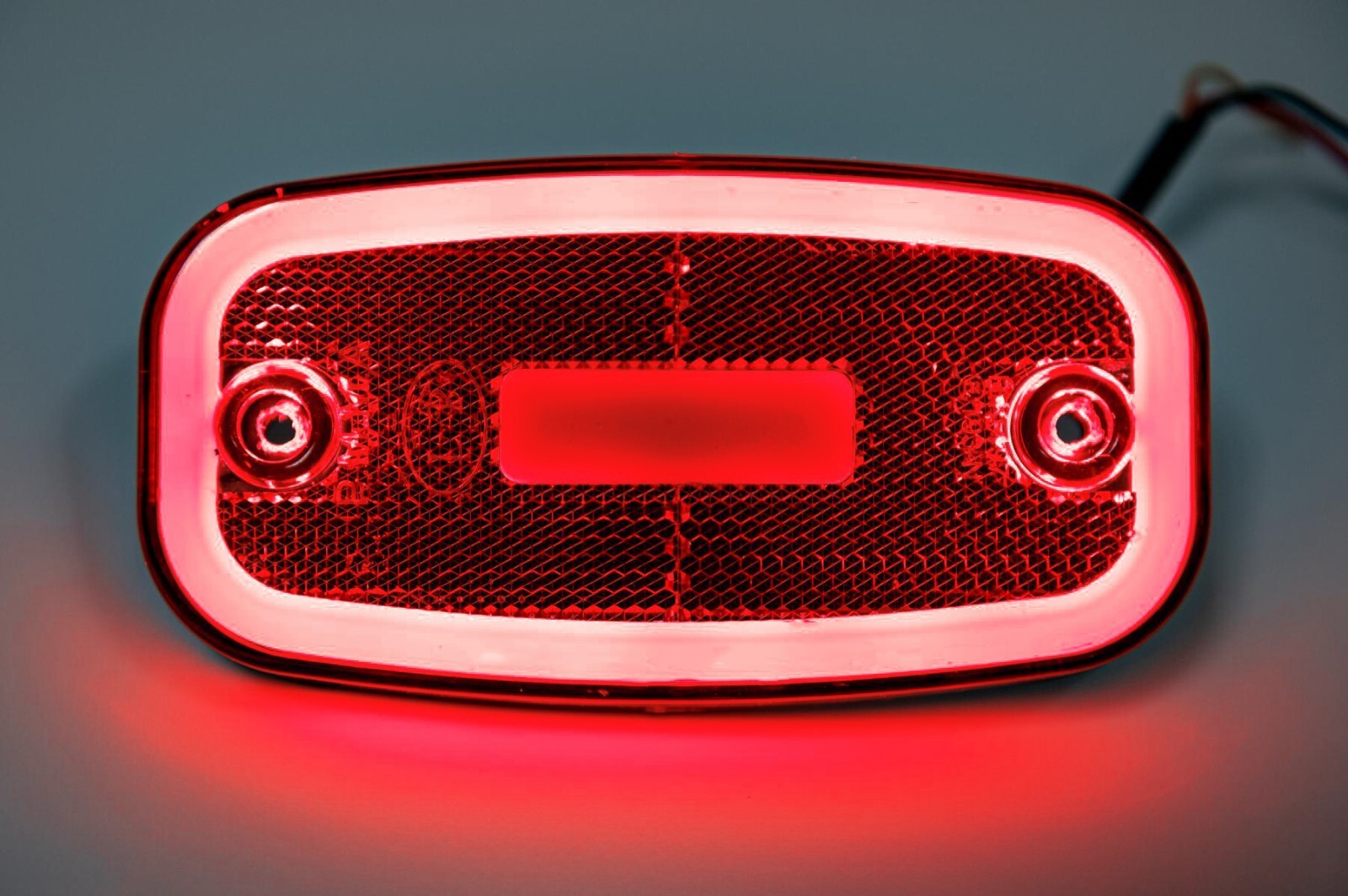 Red Side LED Rear Tail Marker Lights Oblong X8 12V 24V Neon Trailer Truck Lorry