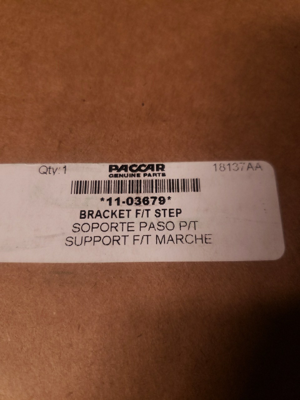 *** Genuine OE Part *** Peterbilt 11-03679: Fuel Tank Bracket