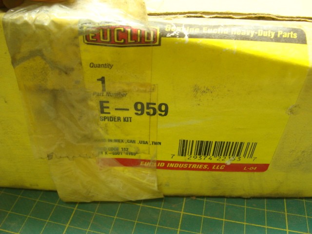 EUCLID E-957 CAST IRON BRAKE SPIDER 16.50″ WITH BOLTS