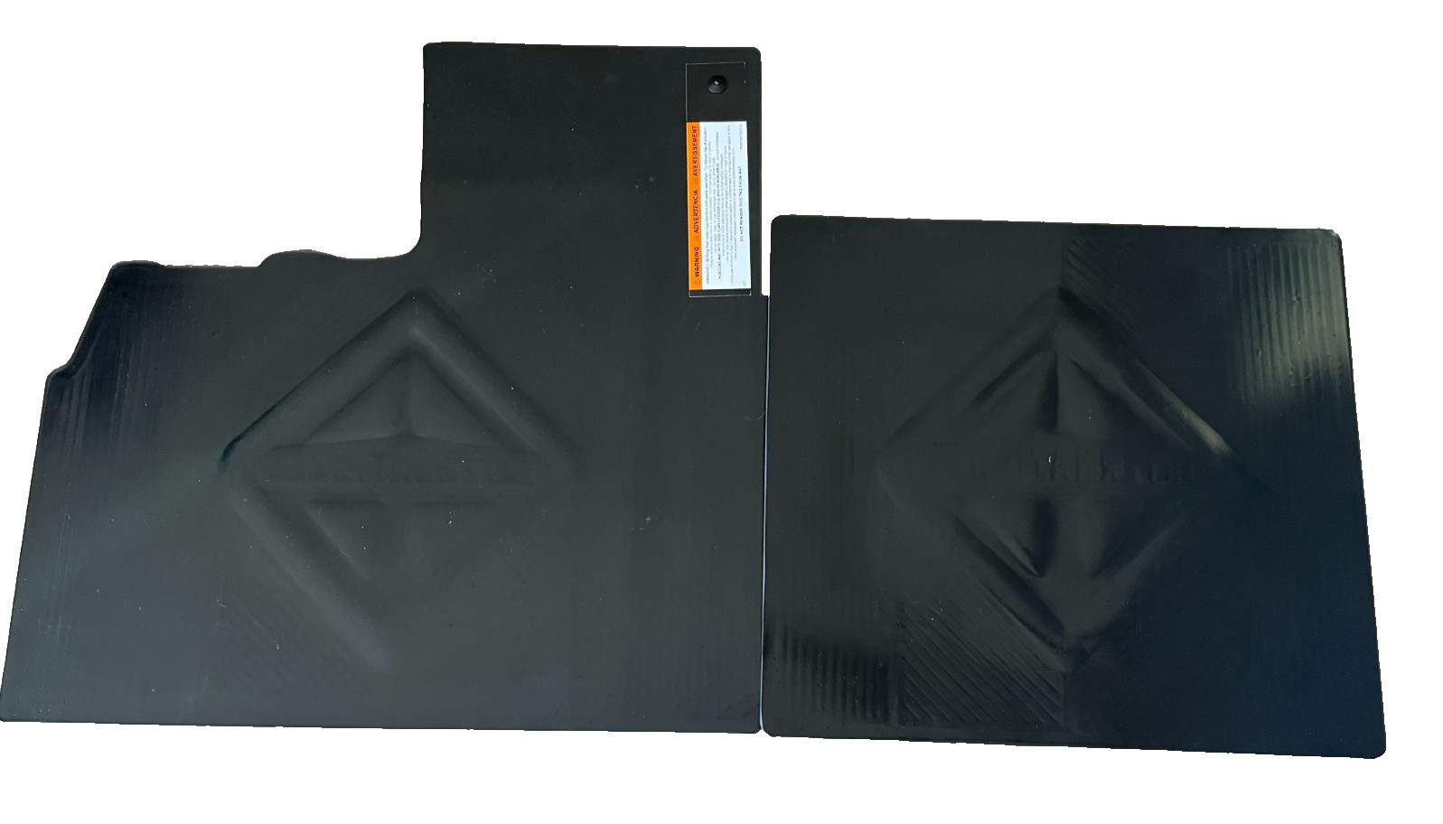 International Trucks 9000 Series Front Set of Rubber Floor Mats 9200, 9400, 9900
