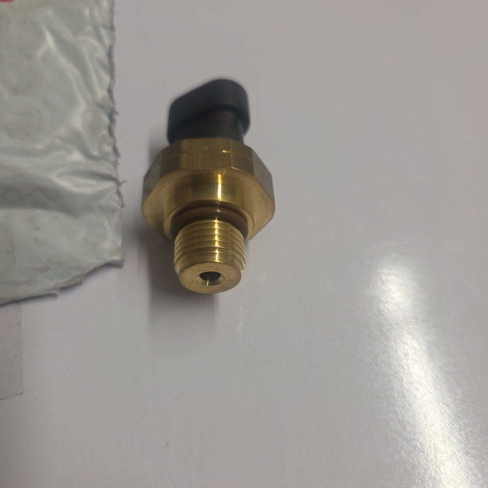Genuine OEM Cummins Oil Pressure Sensor- P/N 4921487