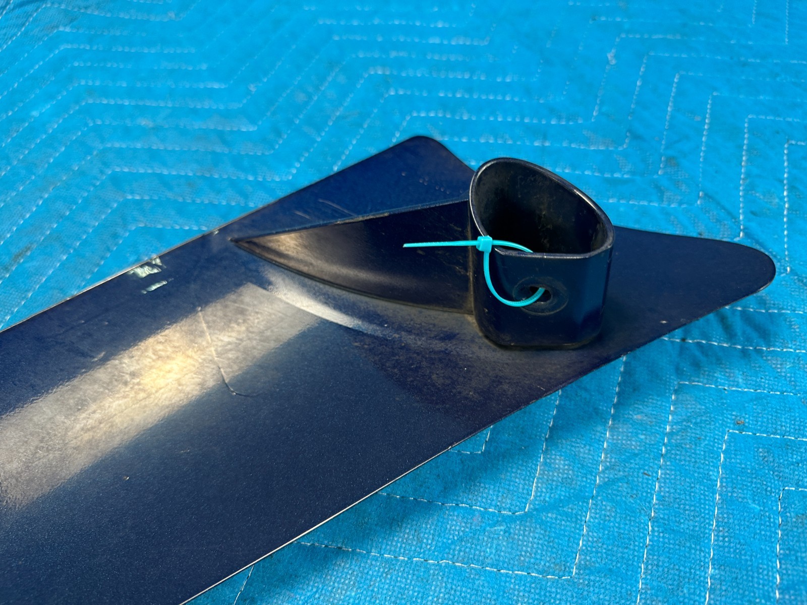 Kenworth T680 Fairing A Pillar Vane Passenger’s Side 2023 Blue OEM