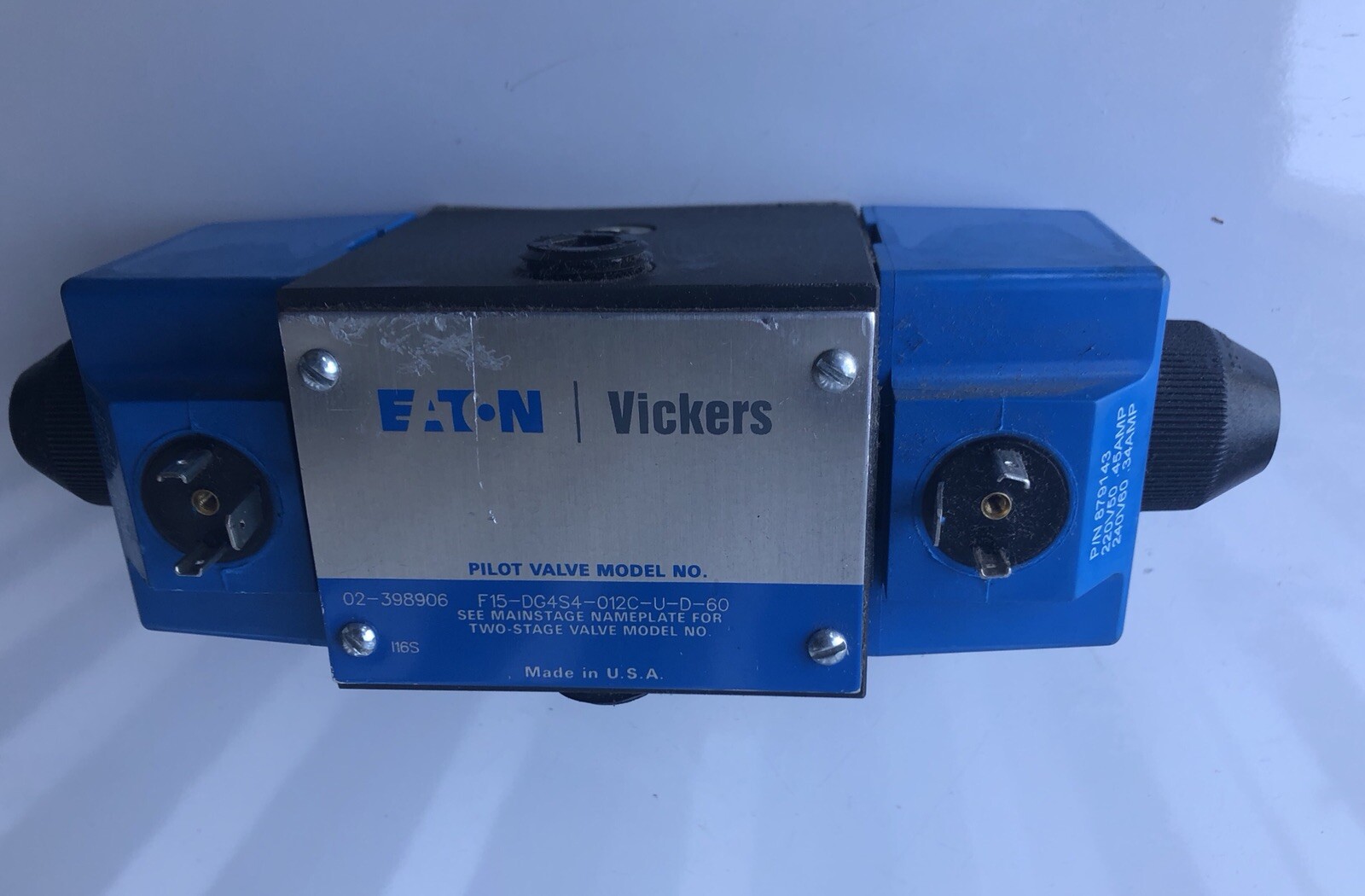 Eaton Vickers F15-DG4S4-012C-U-D-60 Pilot Valve NEW!!! FREE SHIPPING!!!