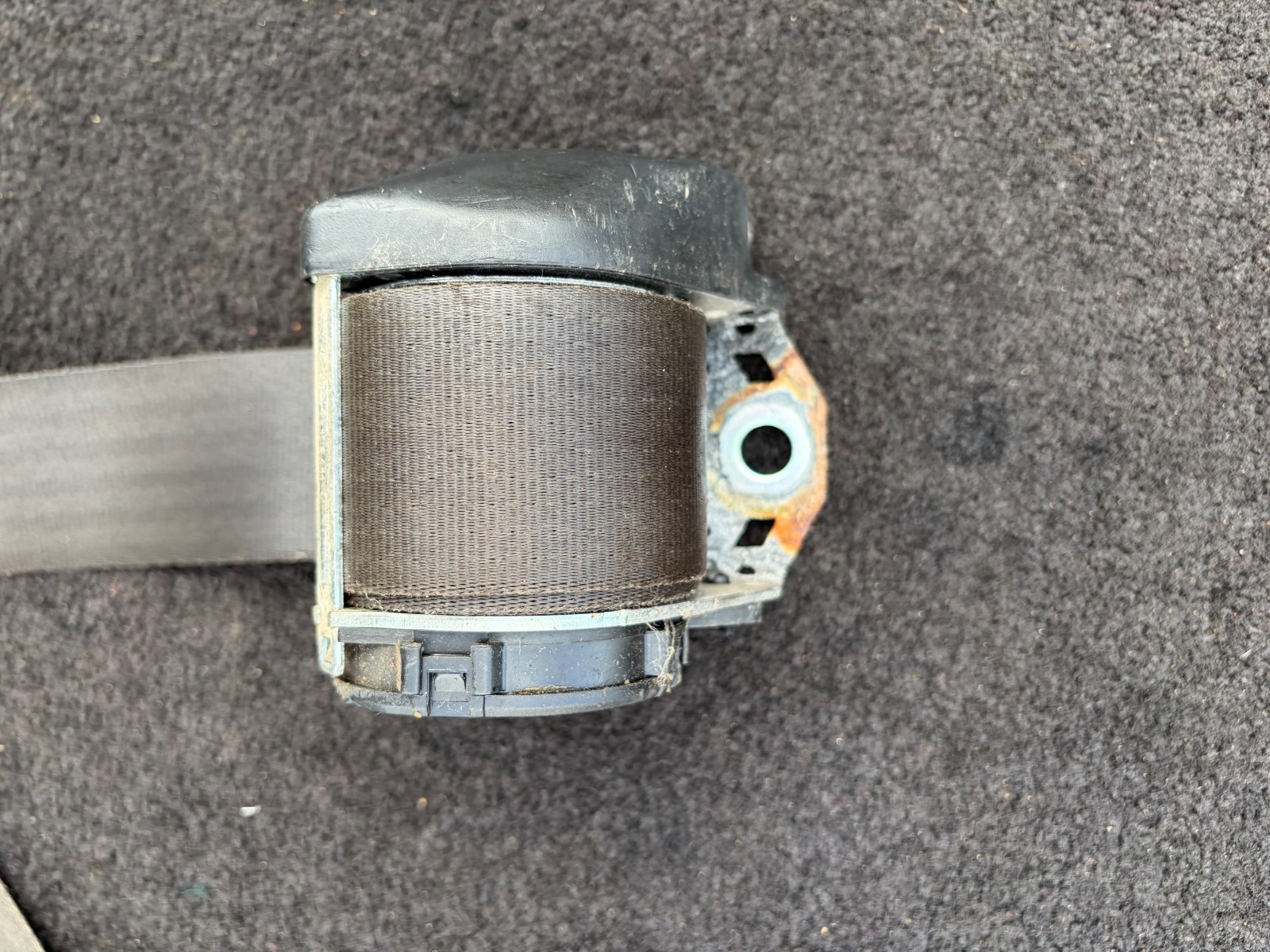 2003 IVECO CARGO FRONT RIGHT OR LEFT SIDE SEAT BELT 00035423B