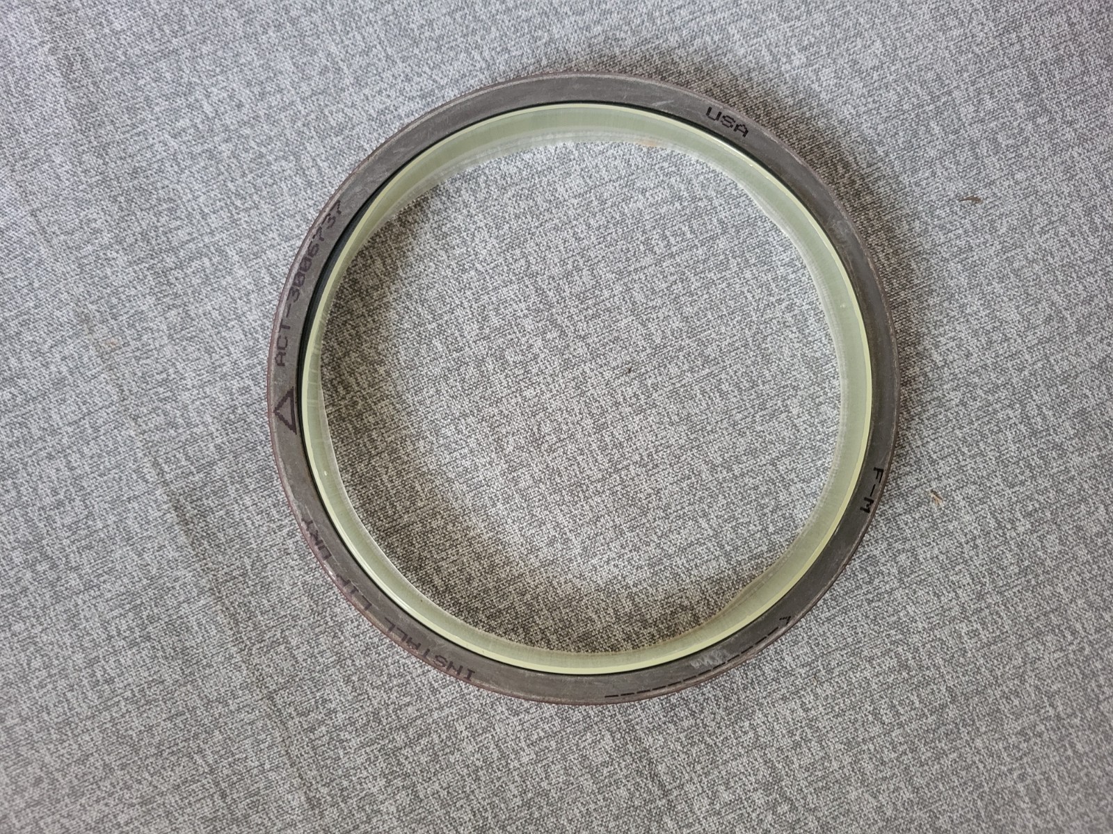 Cummins Federal Mogul Crankshaft Seal # 3006737 Interchange National 39807