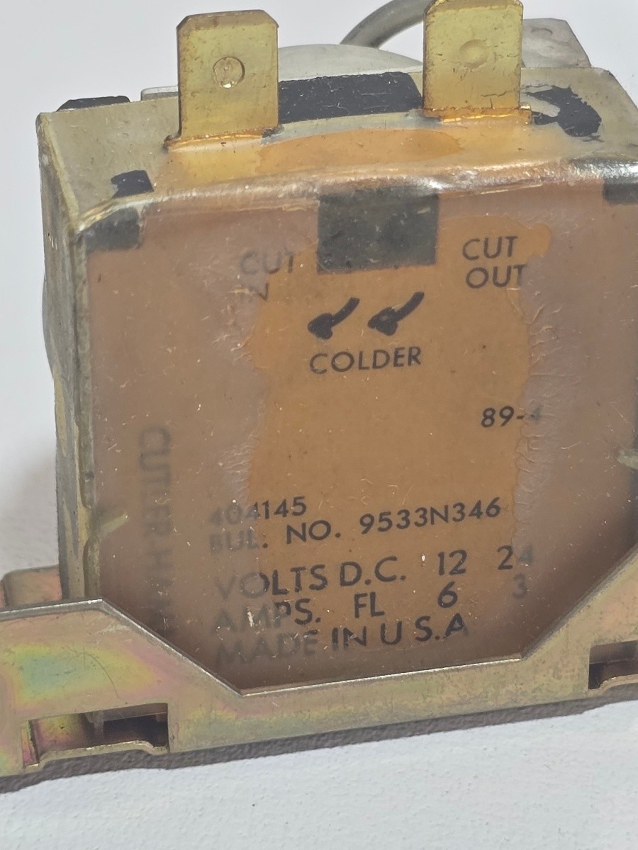 Cutler-Hammer 9533N346 A/C Cycling Thermostat Switch 12V DC