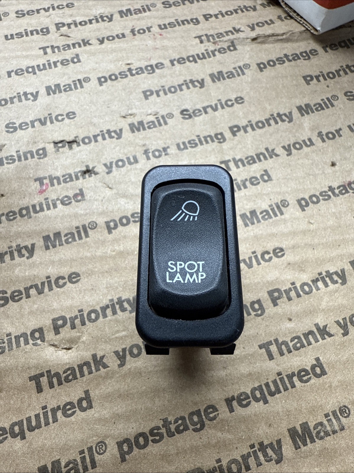 New Freightliner Spot Lamp Rocker Switch – P/N A06-30769-111