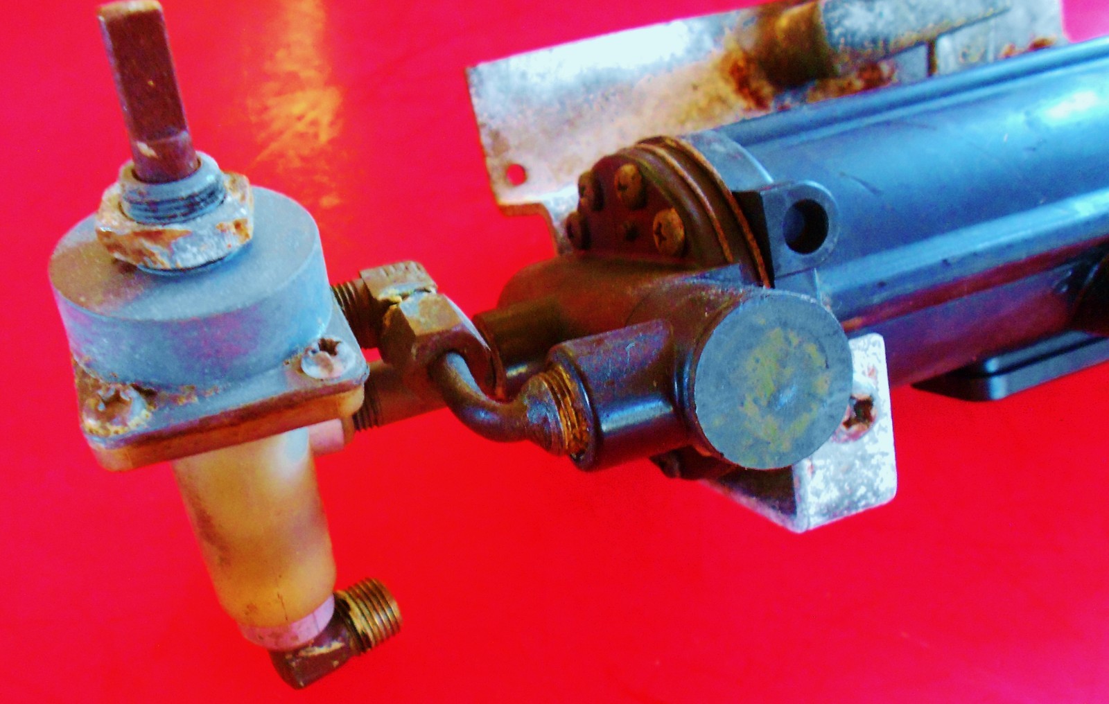 Vintage 1979 Sprague #M-202-130 Power Plus AIR WIPER MOTOR w/Bracket and Switch