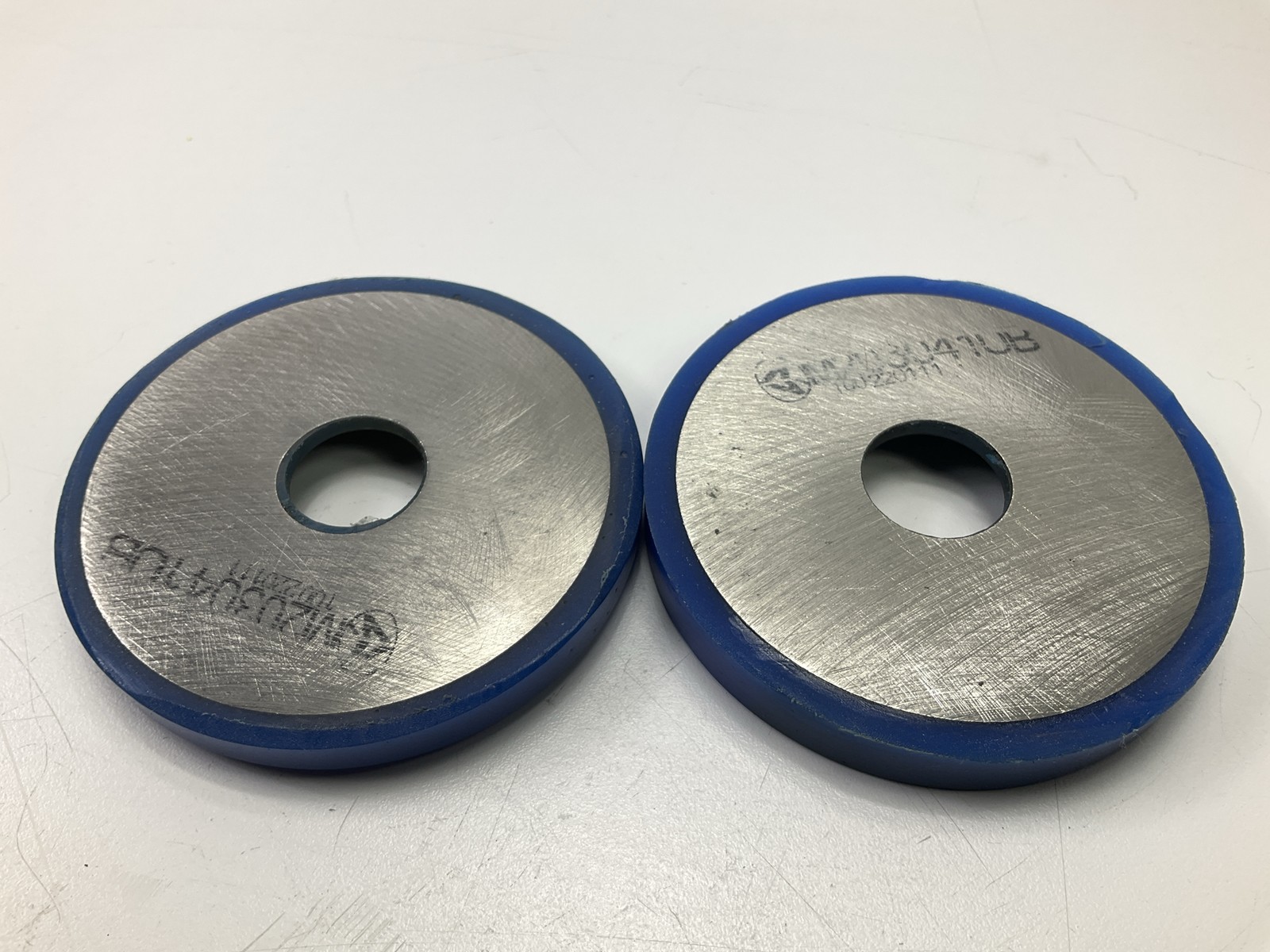(2) Automann M203041UB Motor Mount Bushing Poly For Kenworth T600 T700 T800 W900