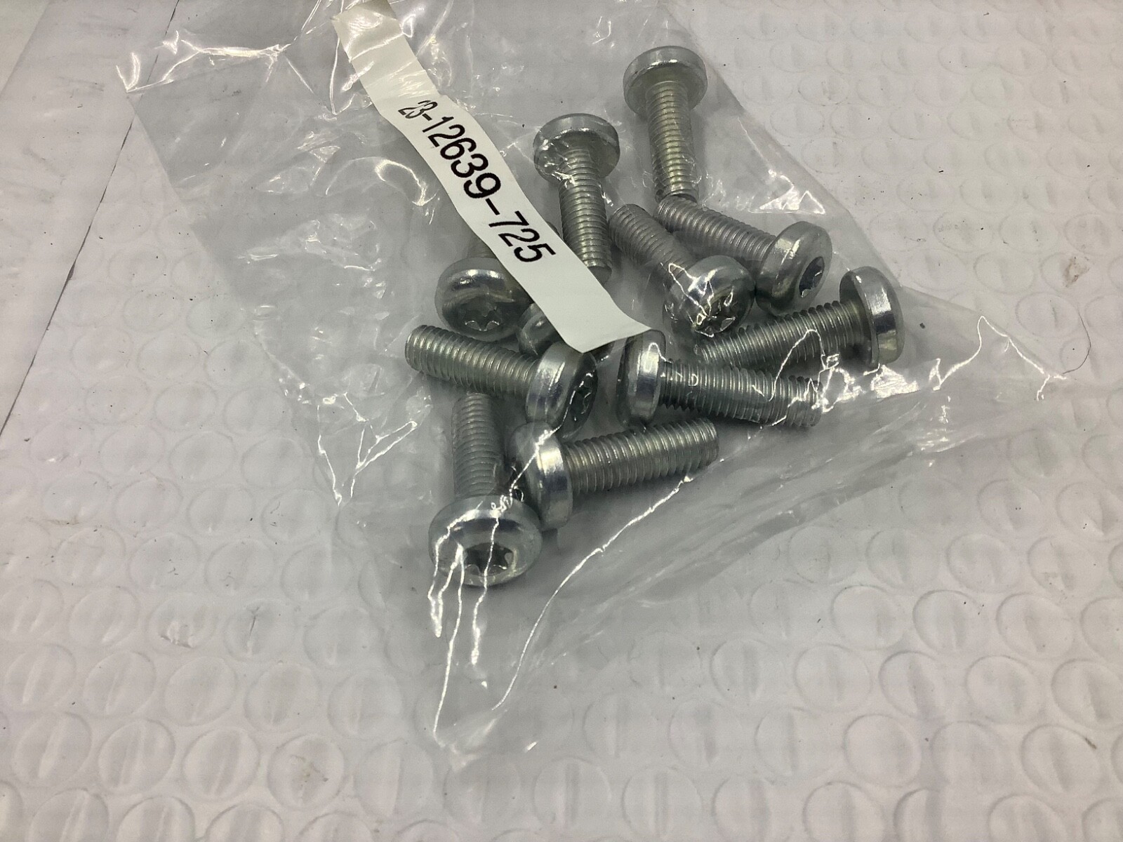Lot Of 11 Freightliner 23-12639-725 Machine Screw M6 x 1.00 x 25 mm