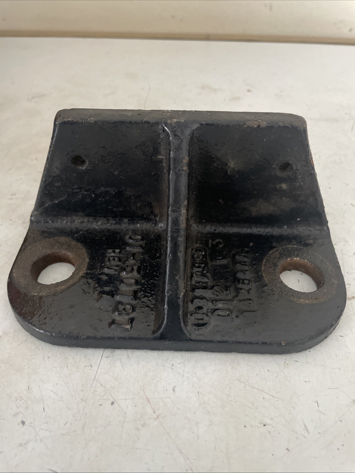 GENUINE PACCAR AXLE STOP 01-50737 OEM USED