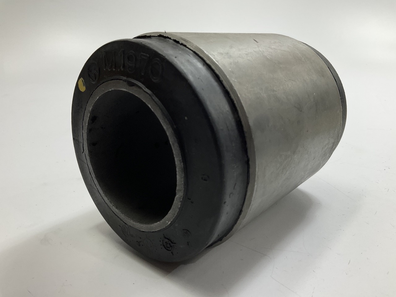 Automann M1970 Rubber End Bushing Replaces Hendrickson 45900, 6572