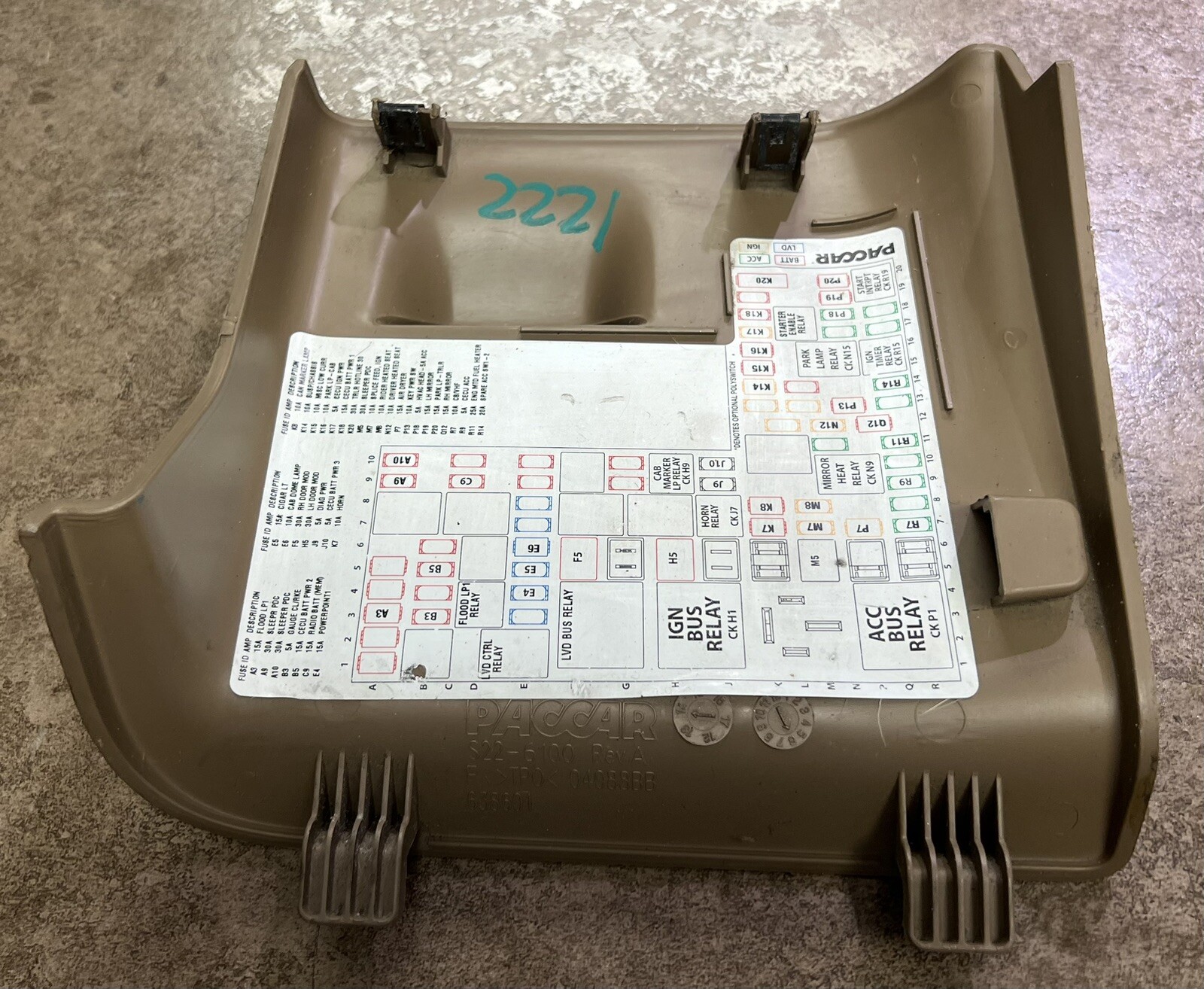 Paccar KW Fuse Cover Dash Panel S22-6100 / 04088BB *Ready To Ship*