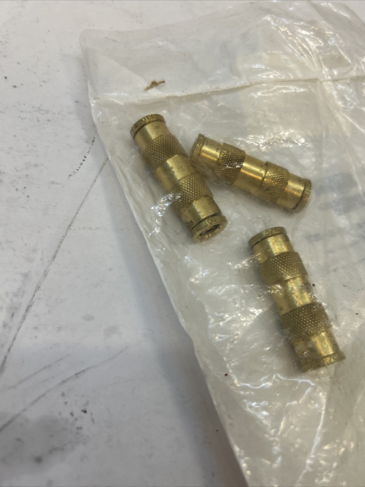 Imperial 91604A/B 8mm Puch to connect. 5/16 Qty 3 Brass