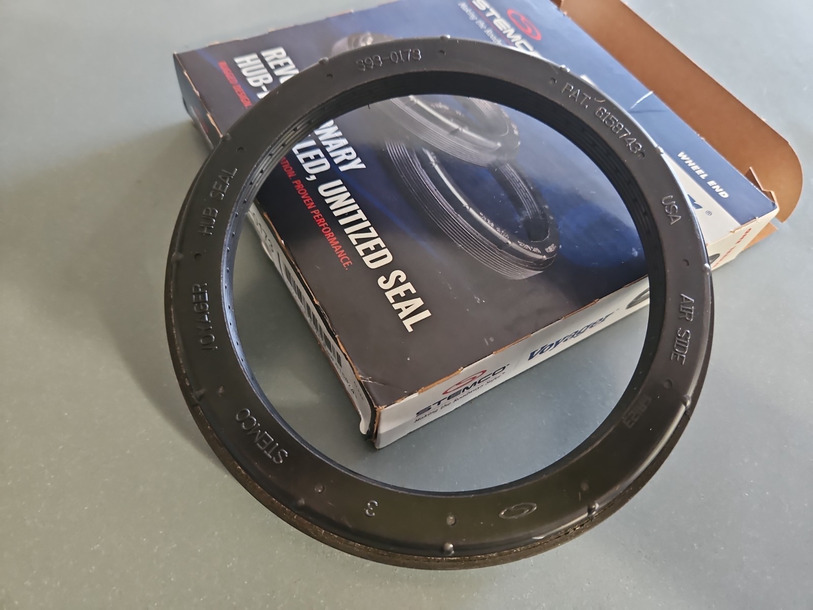 Drive Axle Wheel Seal STEMCO Voyager 393-0173 Genuine OEM NEW