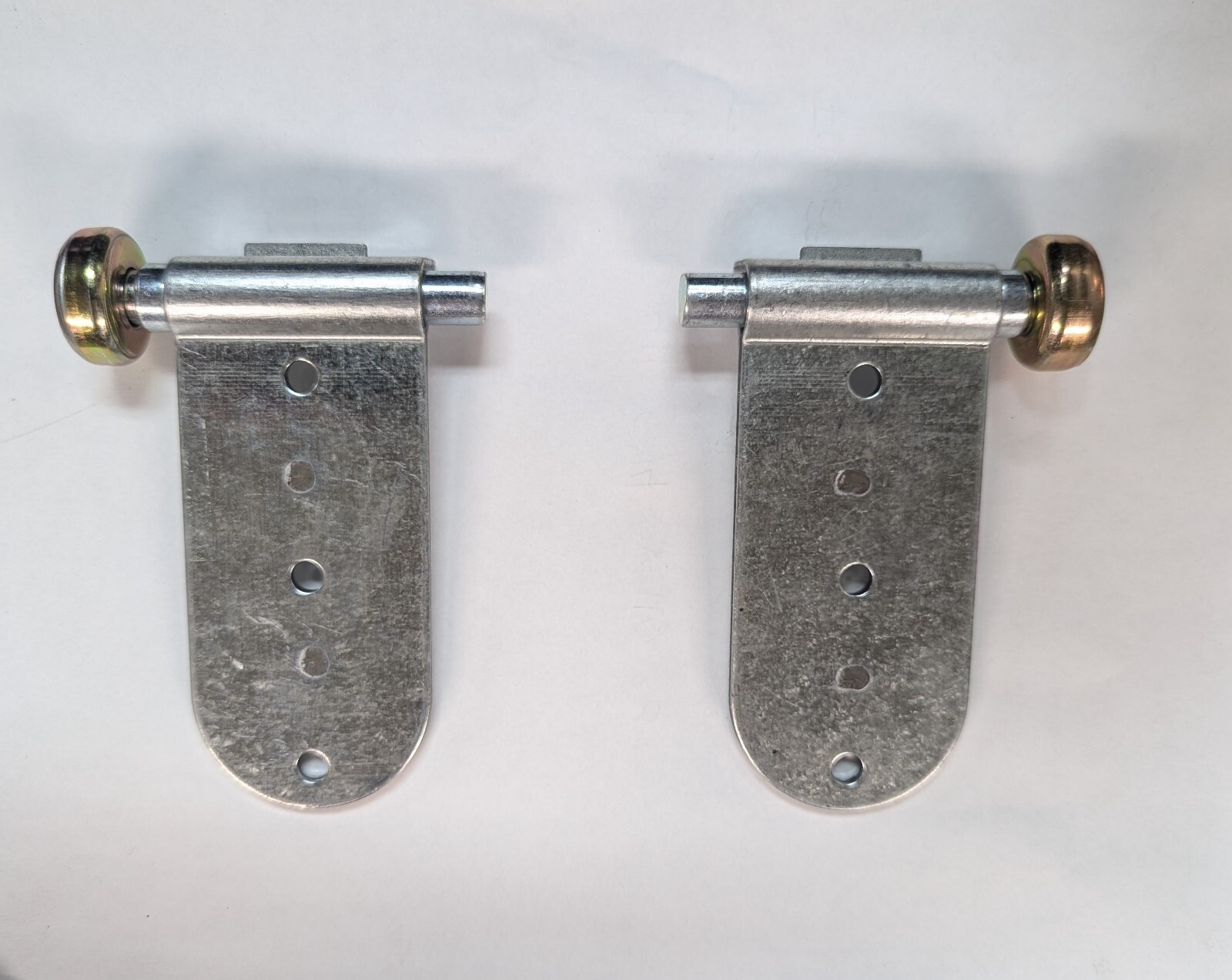 Todco Style Roll Up Door Bottom Hinge and 1″ Rollers 61352 / 61174 Qty:2 of each